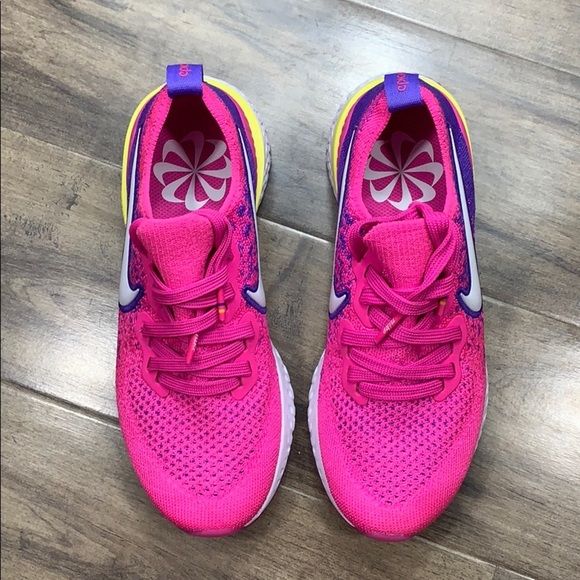 W NIKE EPIC REACT FLYKNIT 2 laser fuchsia/white - Picture 4 of 16